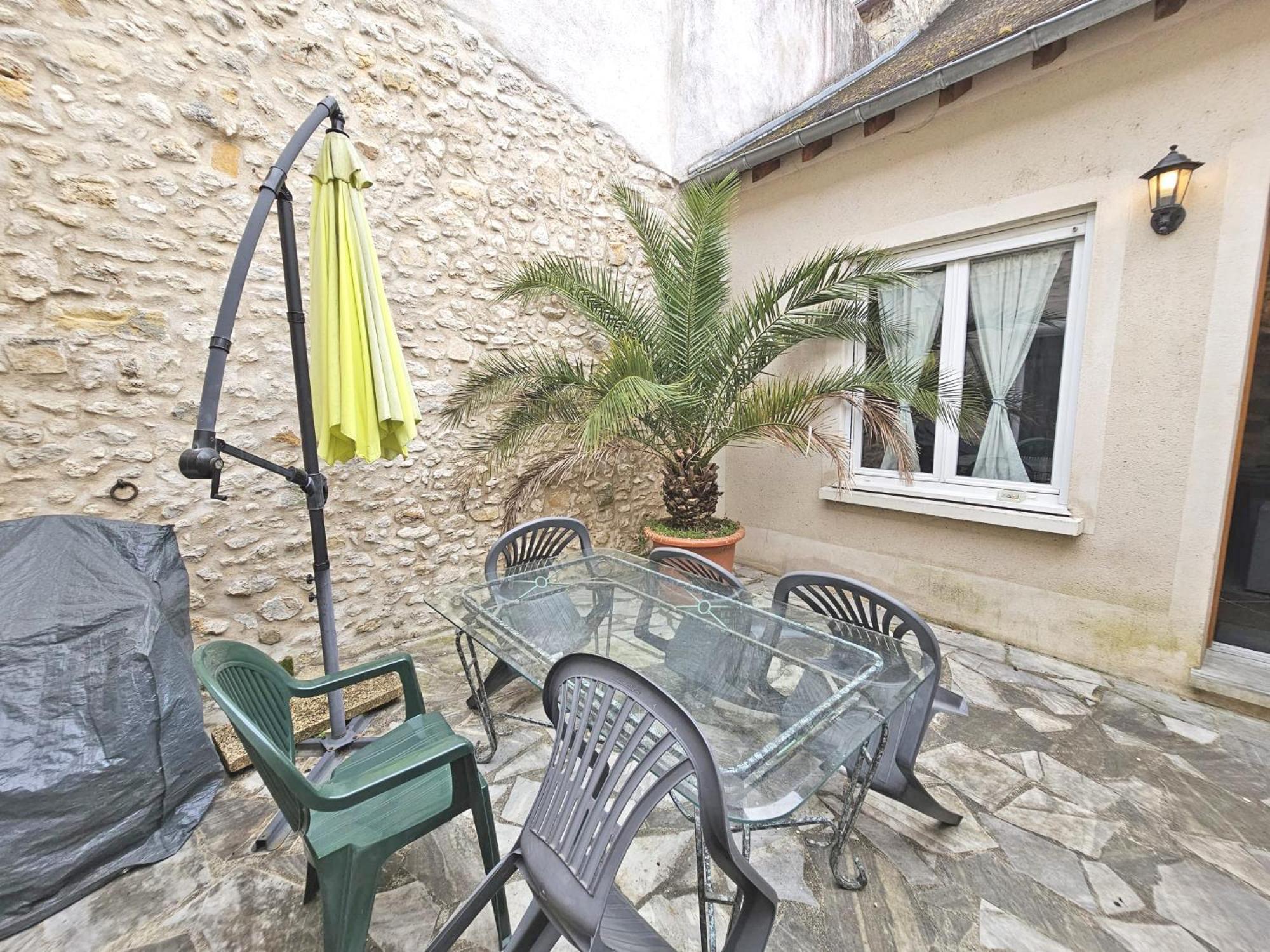 Triplex Sisley - Maison Atypique Avec Cour Exterieure Море-сюр-Луан Экстерьер фото
